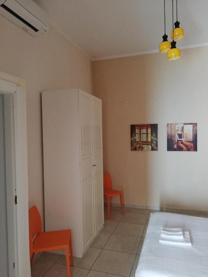 Central Apartment - Residenza Battistessa Касерта Екстериор снимка